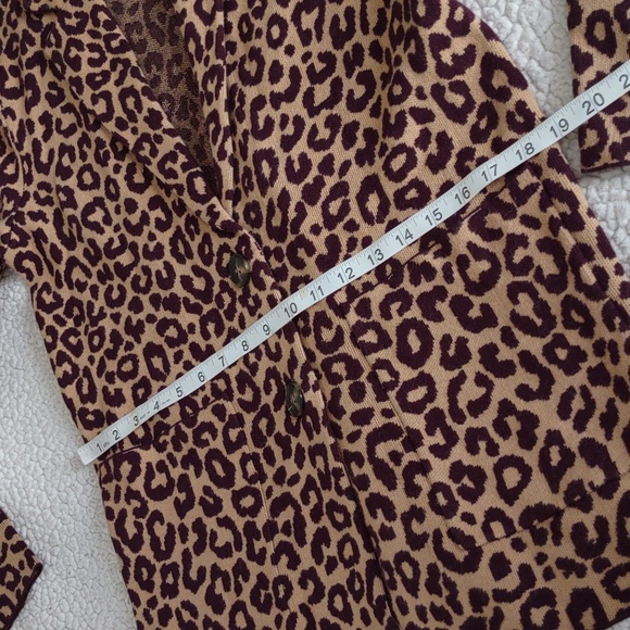 NWT Ann Taylor Size Small Animal Print Two Button Front Closure Sweater - Picture 9 of 13